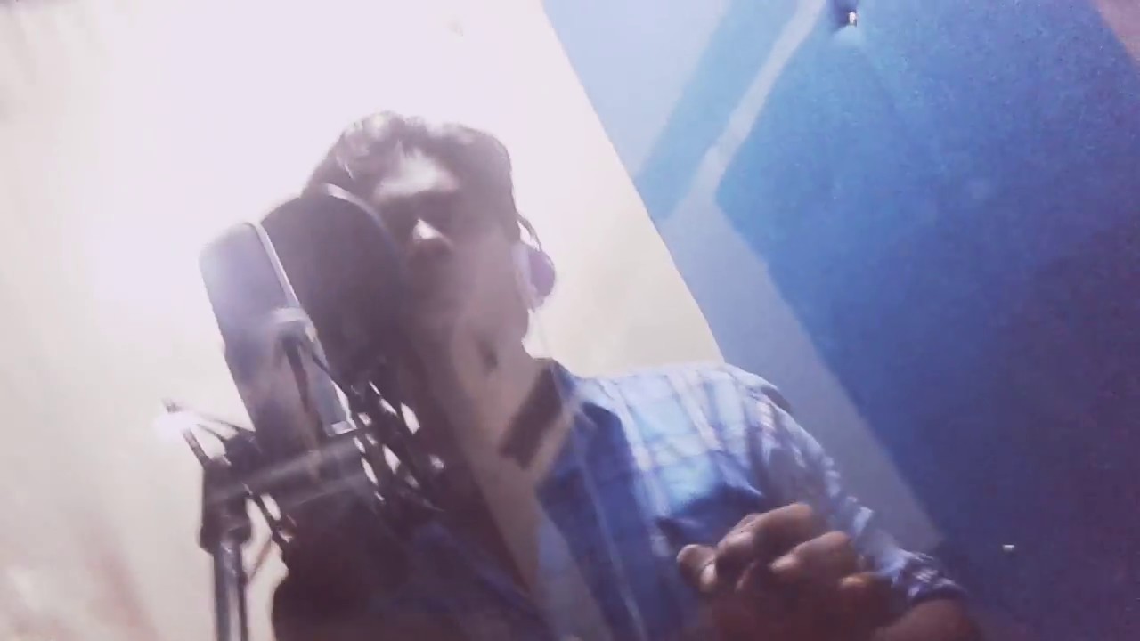 Ye Chota Sa ladka Pawan Singh Ke Aawaj Me Gana Gaya - YouTube