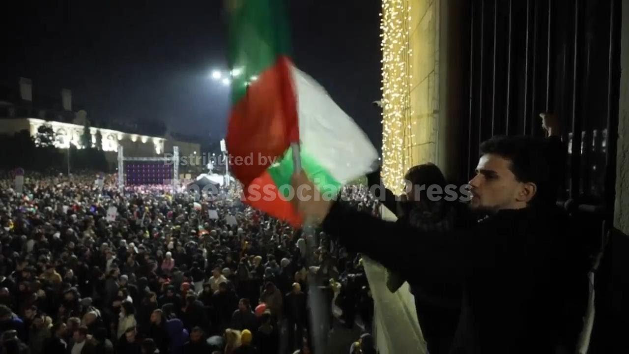 Tens of thousands join anti-government protests across Bulgaria