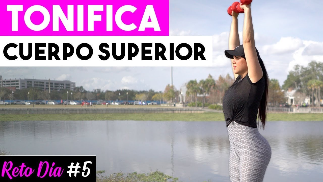 CUERPO SUPERIOR EN CASA CON MANCUERNAS | EJERCICIOS DE BRAZOS, ESPALDA, HOMBROS Y PECHO | Reto Dia 5