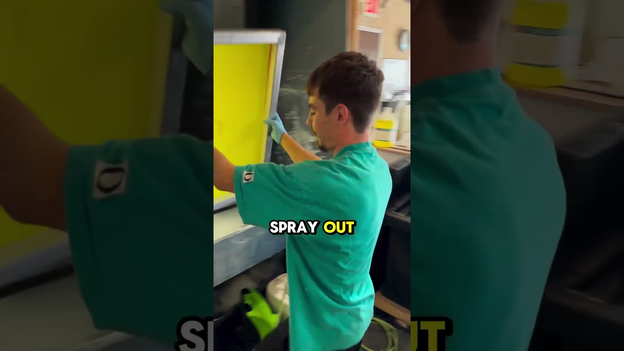 EASY WAY TO CLEAN SCREENS! 👕👀  