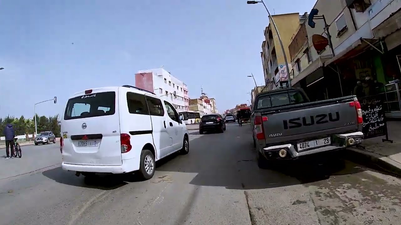 جولة في مدينة سلا ( الدار الحمراء ، حي كريمة ، شارع إبن الهيتم ) 25/02/2022 Sale city tour