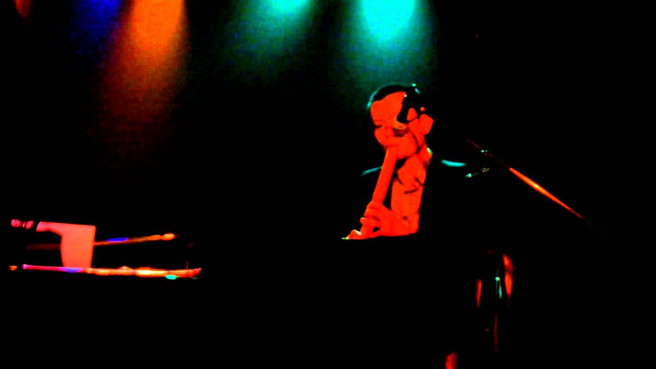 daisuke-kaminaga-playing-shakuhachi-youtube