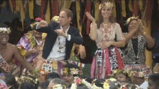 Prince William and Kate Middleton dancing