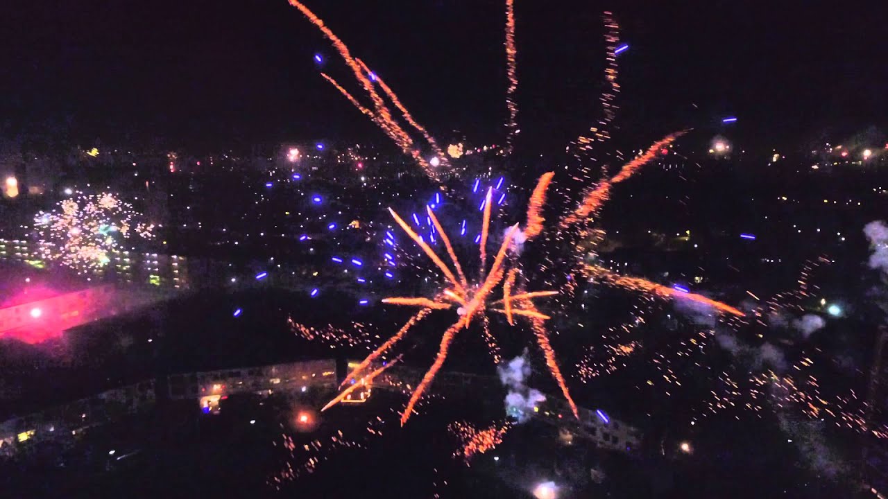 Oud en Nieuw 2015 Heerlen Drone fly Firework - YouTube