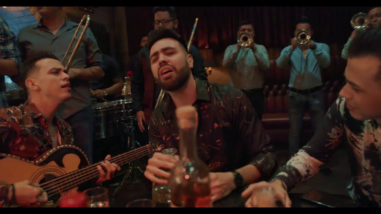 LOS PARRAS- “LLORO? O NO LLORO?” (VIDEO OFICIAL)