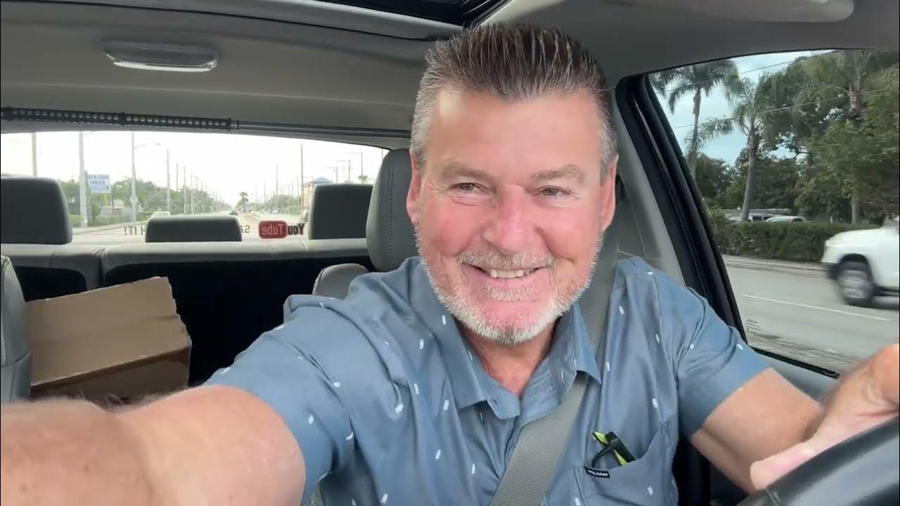 Morning chat on my way to the tag office only to find they are closed