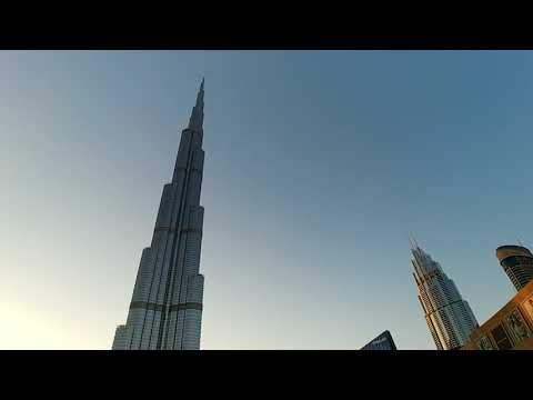 Dubai mall aquarium underwater zoo Burj Khalifa