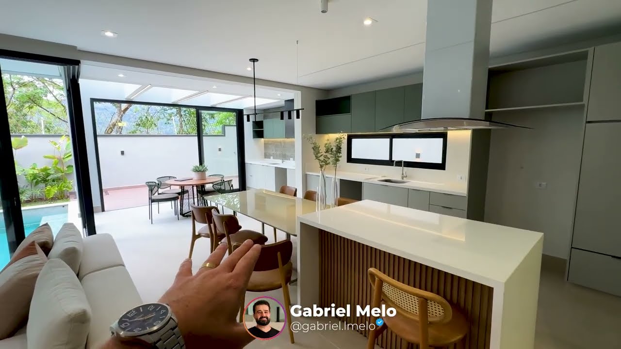 Casa de Alto Padrão no Bella Città –Projeto Raquel Miyatake | 4 Suítes, Piscina e Acabamento Premium