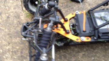 Baja 5B with Toro Beast Ex 200A ESC close-up, post-run