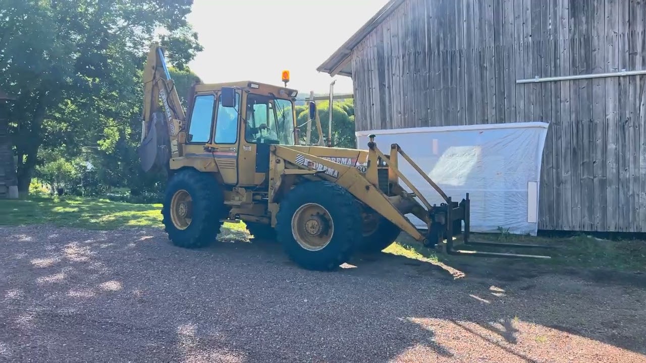 Traktorgrävare Hydrema 805