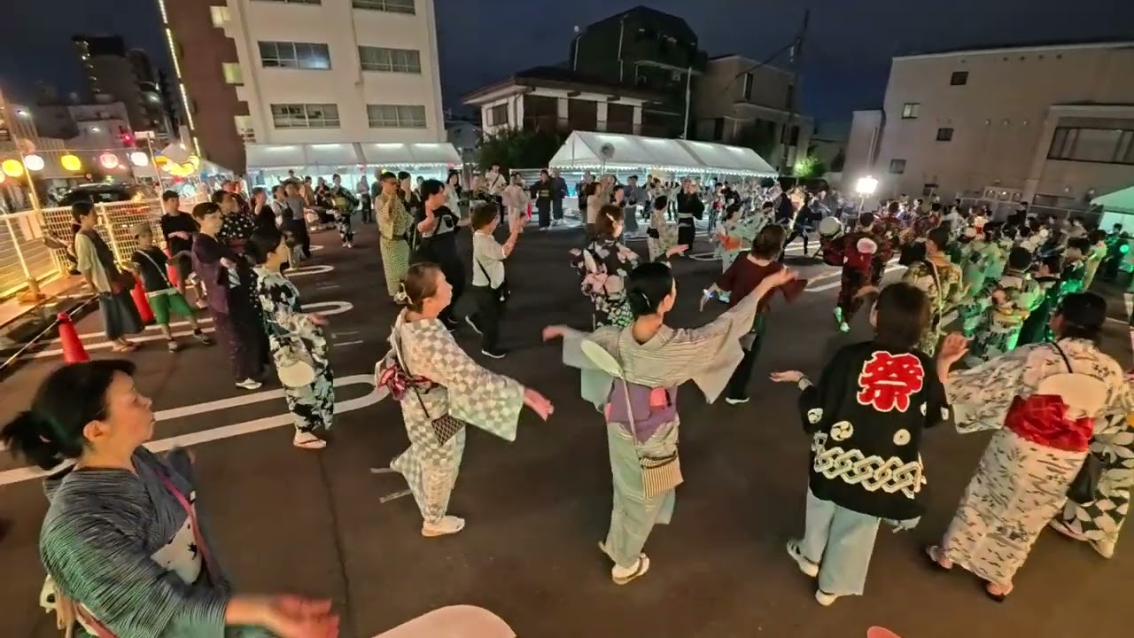 真室川音頭 2025年信濃町町会小さな盆踊り18 外苑東通り 信濃町
