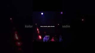 Bana Bir Kere Gülen Olmadın..