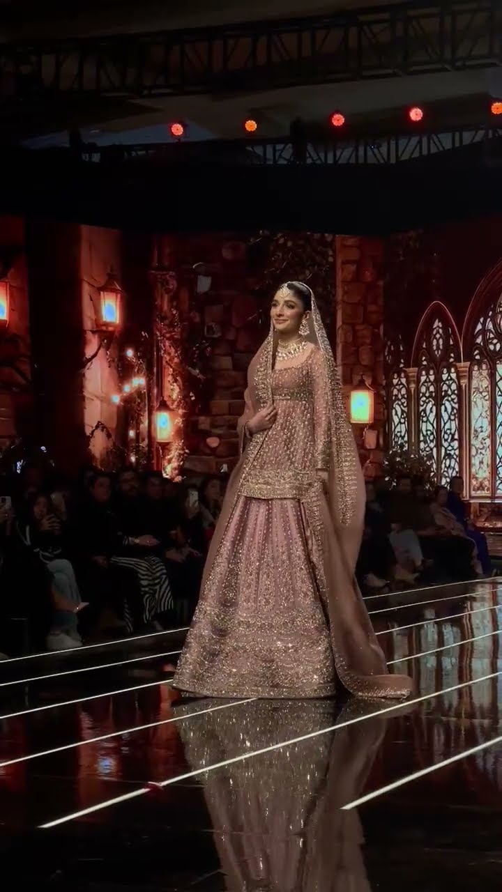 #mawrahocane Rampwalk - 3rd Day of 22nd NEO HUM Bridal Couture Week #NHBCW24 #NHBCW #NEO