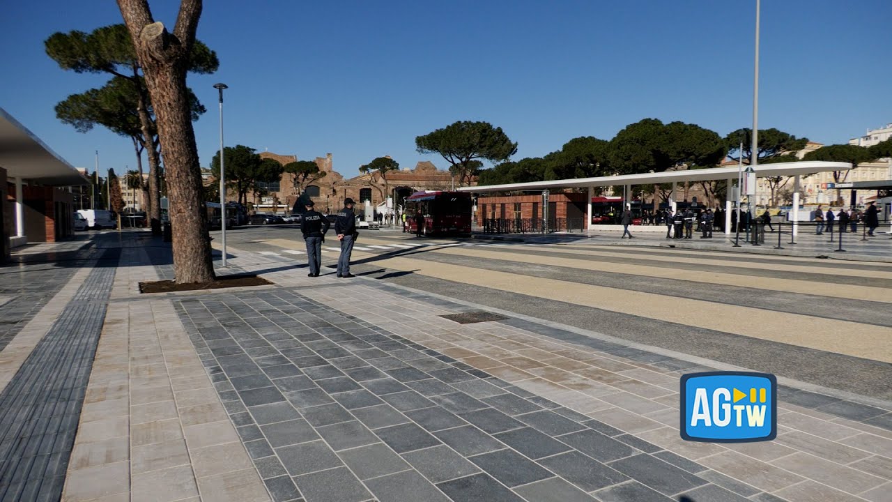 Roma, aperta la nuova piazza dei Cinquecento: «Ricollegata la stazione Termini all'area storica del