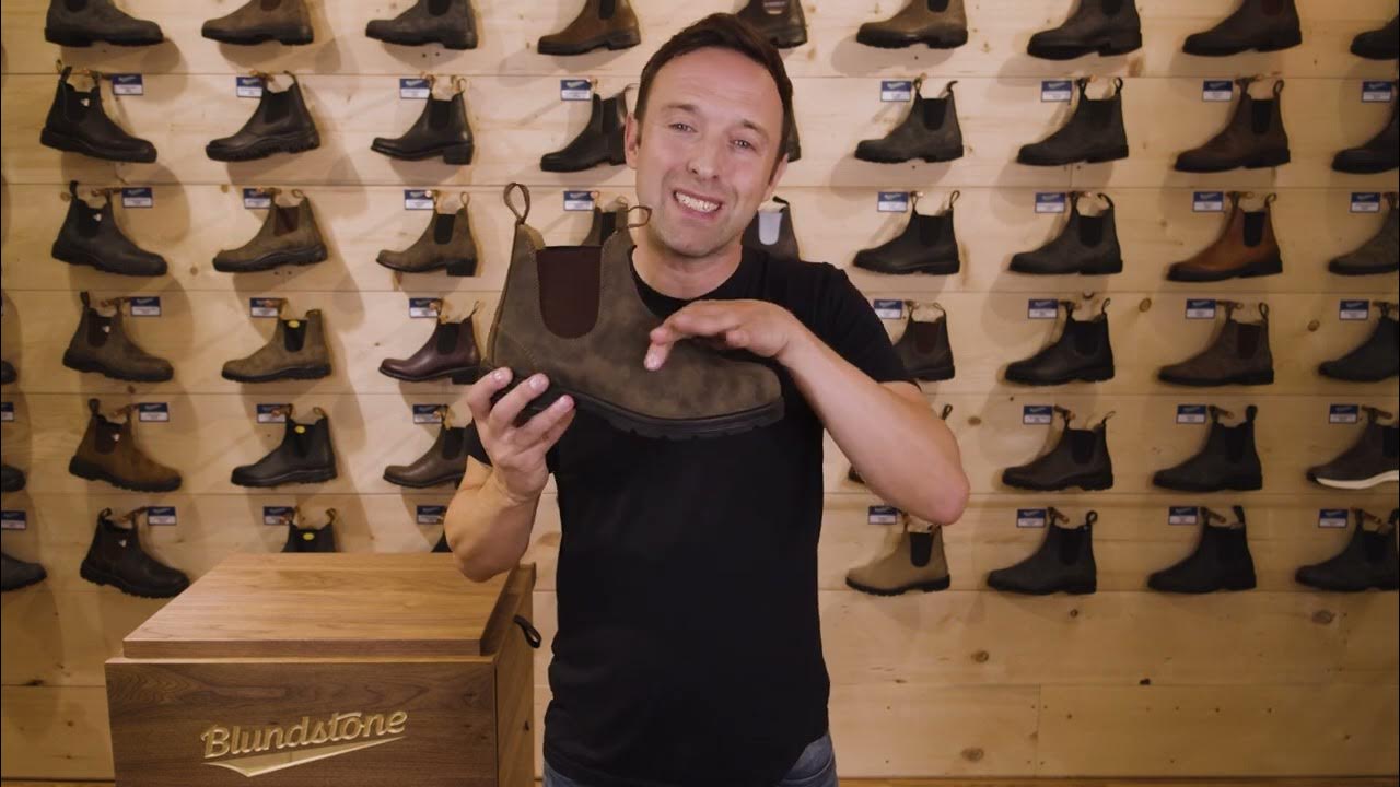 How to fit a Blundstone boot. - YouTube