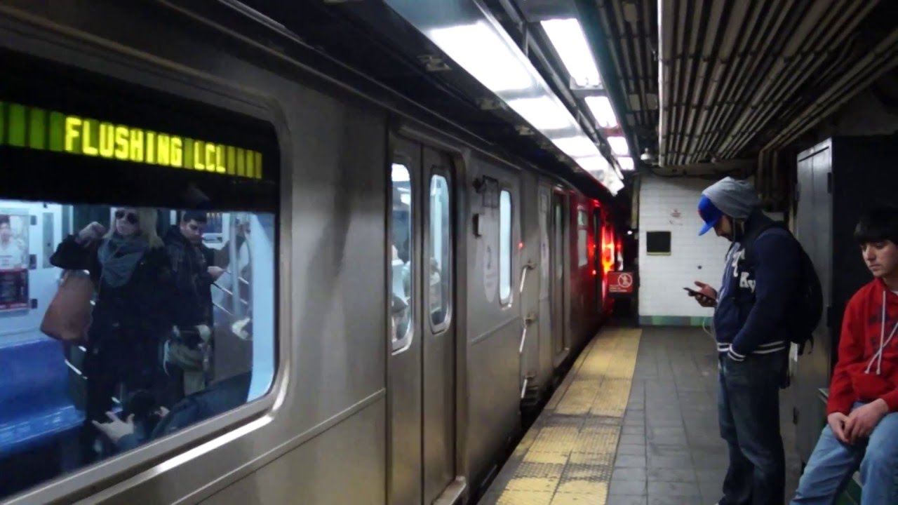MTA NYC Subway 7 train arriving at Times Square - YouTube