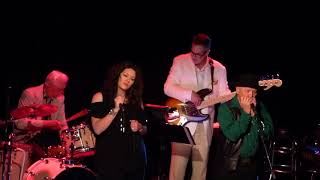 Mandy Barnett & Charlie McCoy, Baby