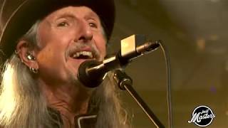 The Doobie Brothers - Long Train Running (Live)