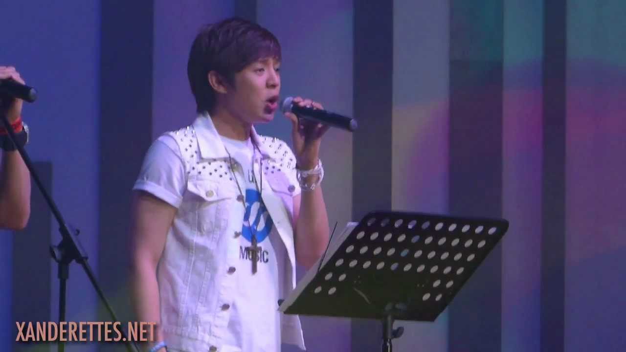 [HD] 121201 Alexander singing 