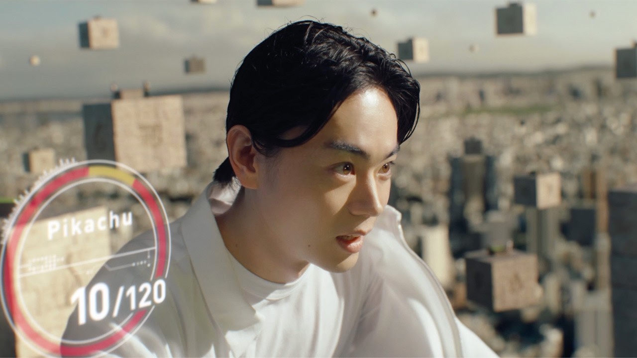 菅田将暉、運と戦略の“サイコロポケモンバトル”に挑む！　ピカチュウと共に白熱の攻防　「プラコロ」PV＋インタビュー