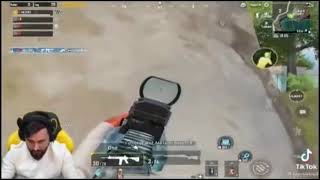 Kaos Mezarci Sən Gülünce Güller Açar Gül Pembe