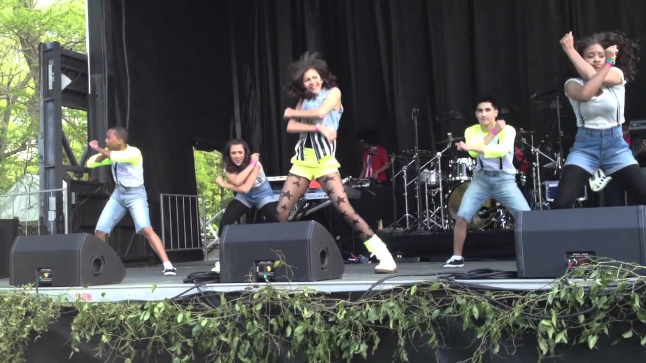 2012 White House Easter Egg Roll: Zendaya Performancee 
