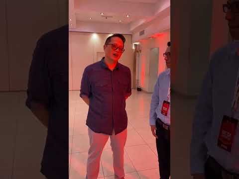 Carlos, estudiante de GETOKEN, hablando de su inglés para ventas