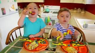 Constructive Eating Construction Plate and Utensil Set