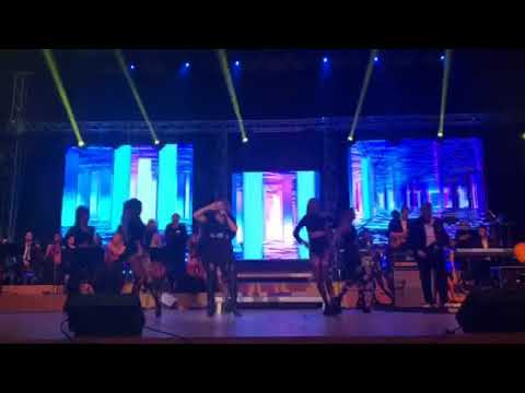 Neda Ukraden - Da se nađemo na pola puta (Lisinski 2018)