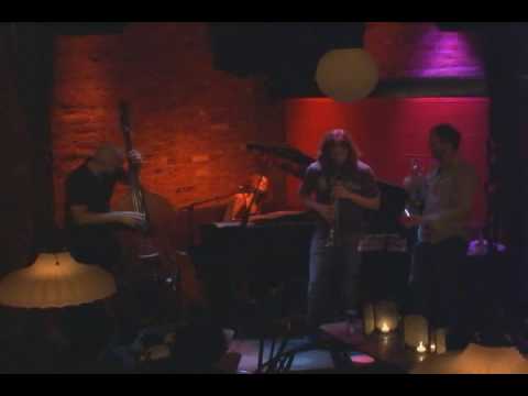 Stephanie Nilles - Rockwood Music Hall, 4/19/09 "B...