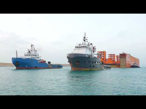 نجاح عبور الحوض العائم  في أكبر عملية عبور نوعية في تاريخ القناة لوحدة بحرية مقطورة