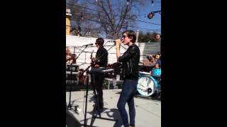 Tegan &amp; Sara - I&#39;m Not Your Hero [sxsw2013]