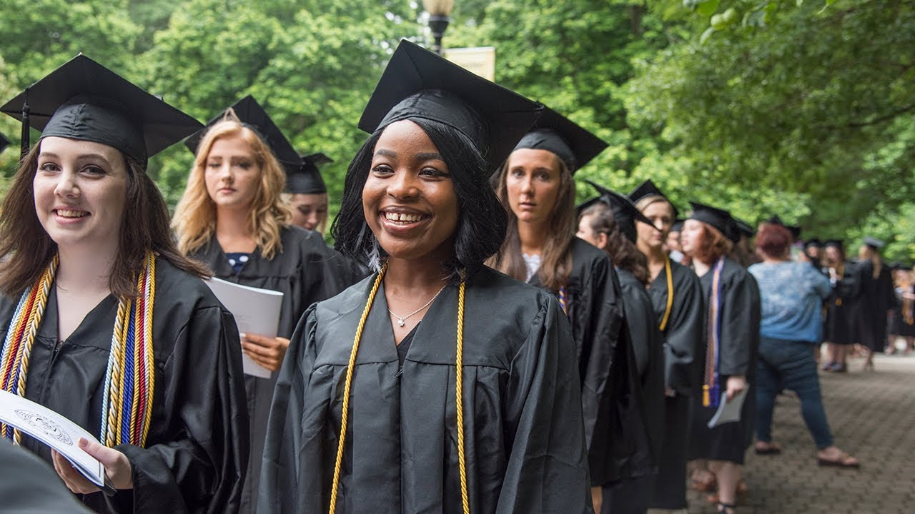 Converse's 126th Commencement Honors Outstanding Class of 2018 - Converse  College