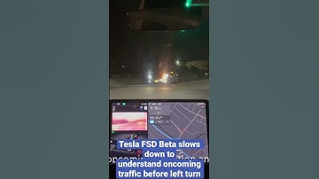 Tesla FSD Beta slows down to understand oncoming traffic before left turn