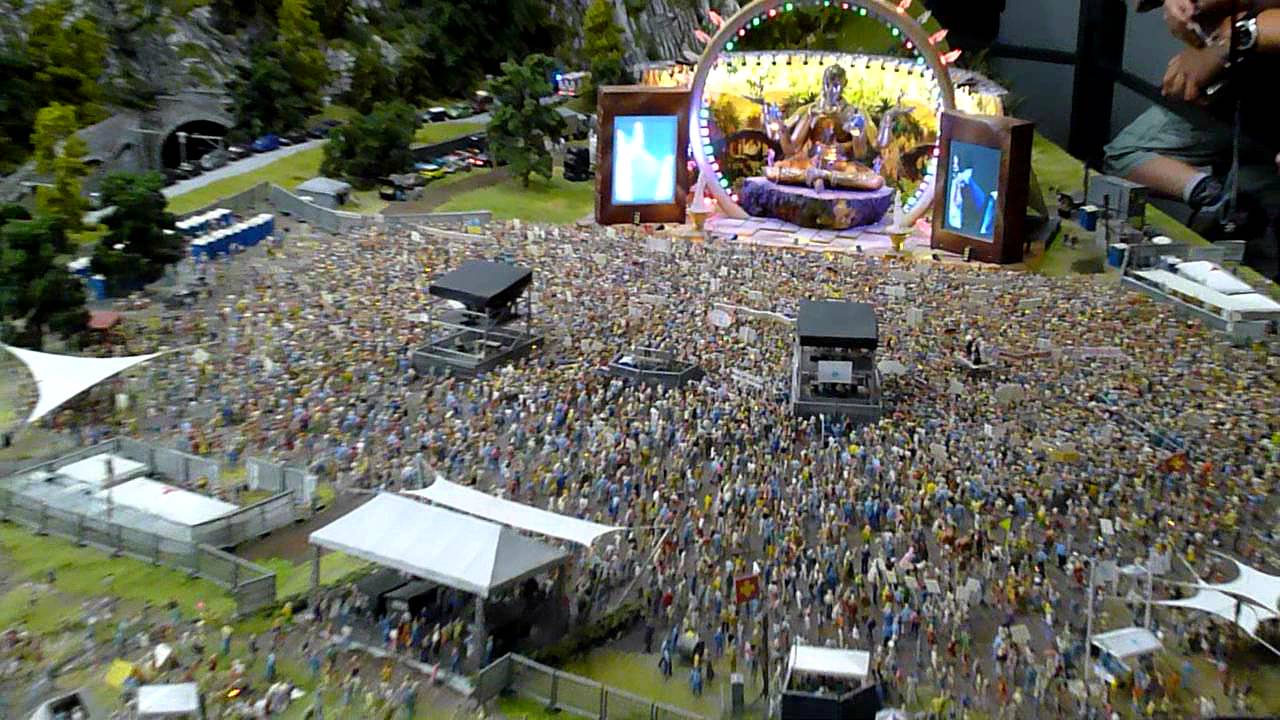 Miniatur Wunderland Hamburg - DJ Bobo Konzert - YouTube