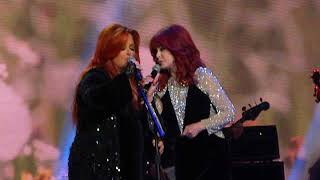 The Judds - &quot;Back To The Well&quot; All In For The Gambler, Nashville 10/25/17