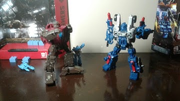 Transformers Siege: Cog VS Skytread (Stop Motion)