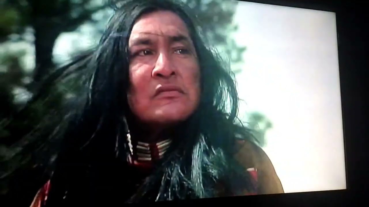 MESA DE REVISÃO -"O GRANDE BÚFALO 🦬🐃 BRANCO"(1977-WESTER-CLÁSSICS-J.LEE THOMPSON)👍😄🎞️🏛️