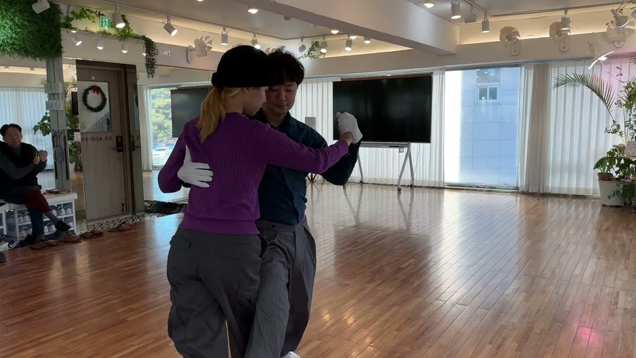 Racing Club (feat. Orquesta de Rodolfo Biagi)- Rodolfo Biagi