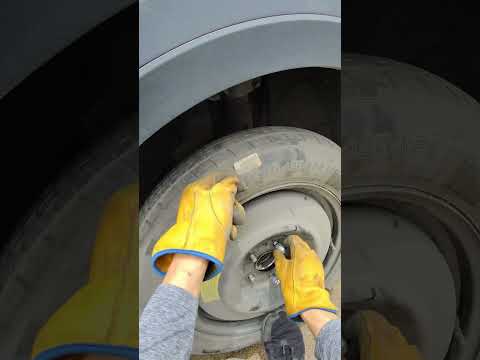 $5 for 5 minutes is what she said. #roadsideassistance #automobile #diy #car #bluecollar #reels #fix