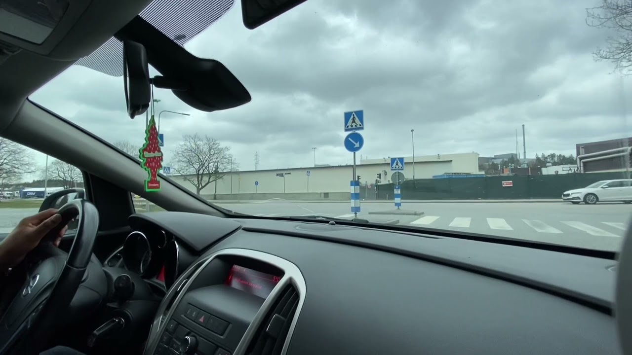 Södertälje. Mot Göteborg. Centrum.