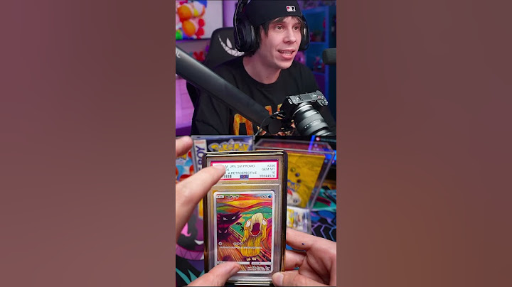 Rubius le enseña a Folagor sus mejores cartas de Pokemon