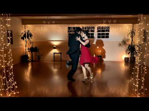 MAXI COPELLO - RAQUEL MAKOW /LO QUE VIERON TUS OJOS/