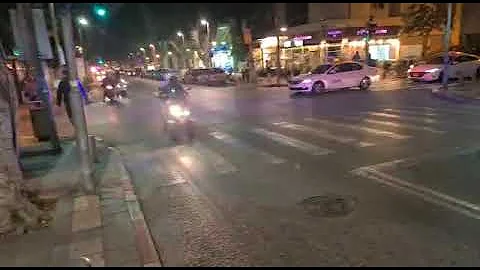 Deadly shooting attack in Tel Aviv - Video: Nadav ...