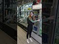 Owning vape shop workers with truth