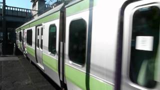 Ｅ２３１系５００番台(６ドア代替車)(AKBラッピング車)　普通　山手線