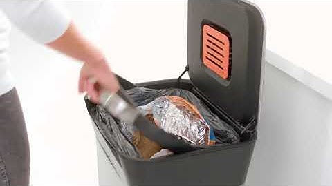 Joseph Joseph 30039 Intelligent Waste Titan Trash Can Compactor