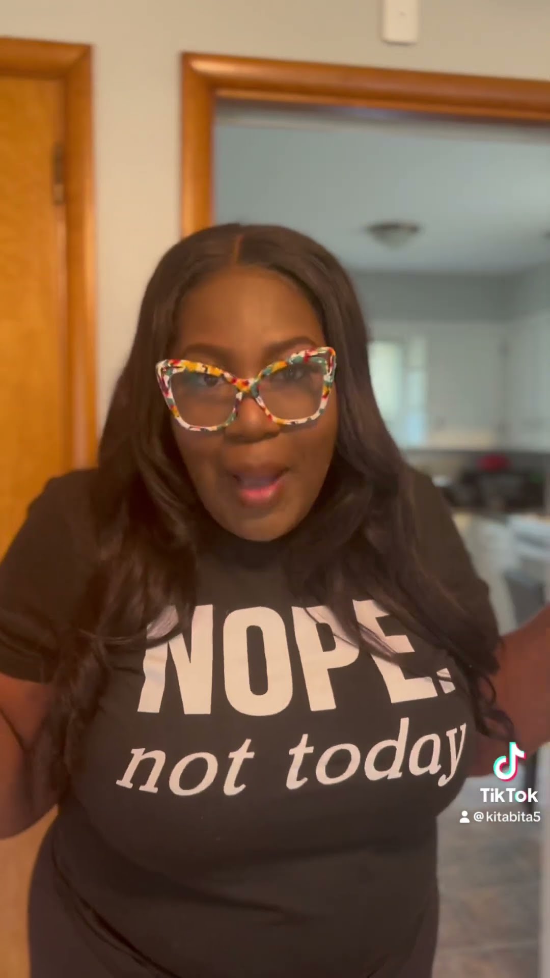 Mom of 4 who can relate mom ofcourse ofcoursetrend parenting 