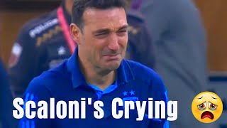 Lionel Scalonis Crying Reaction After Argentina Winning The World Cup Final 2022