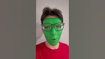 Reading the entire Shrek script 1 word per day #2404 “could”